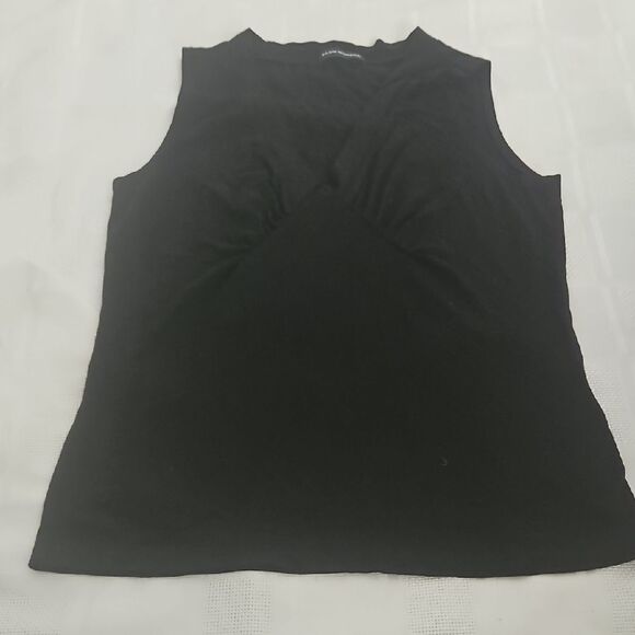 Club Monaco Black Fitted Sleeveless Tank Top - Picture 12 of 16
